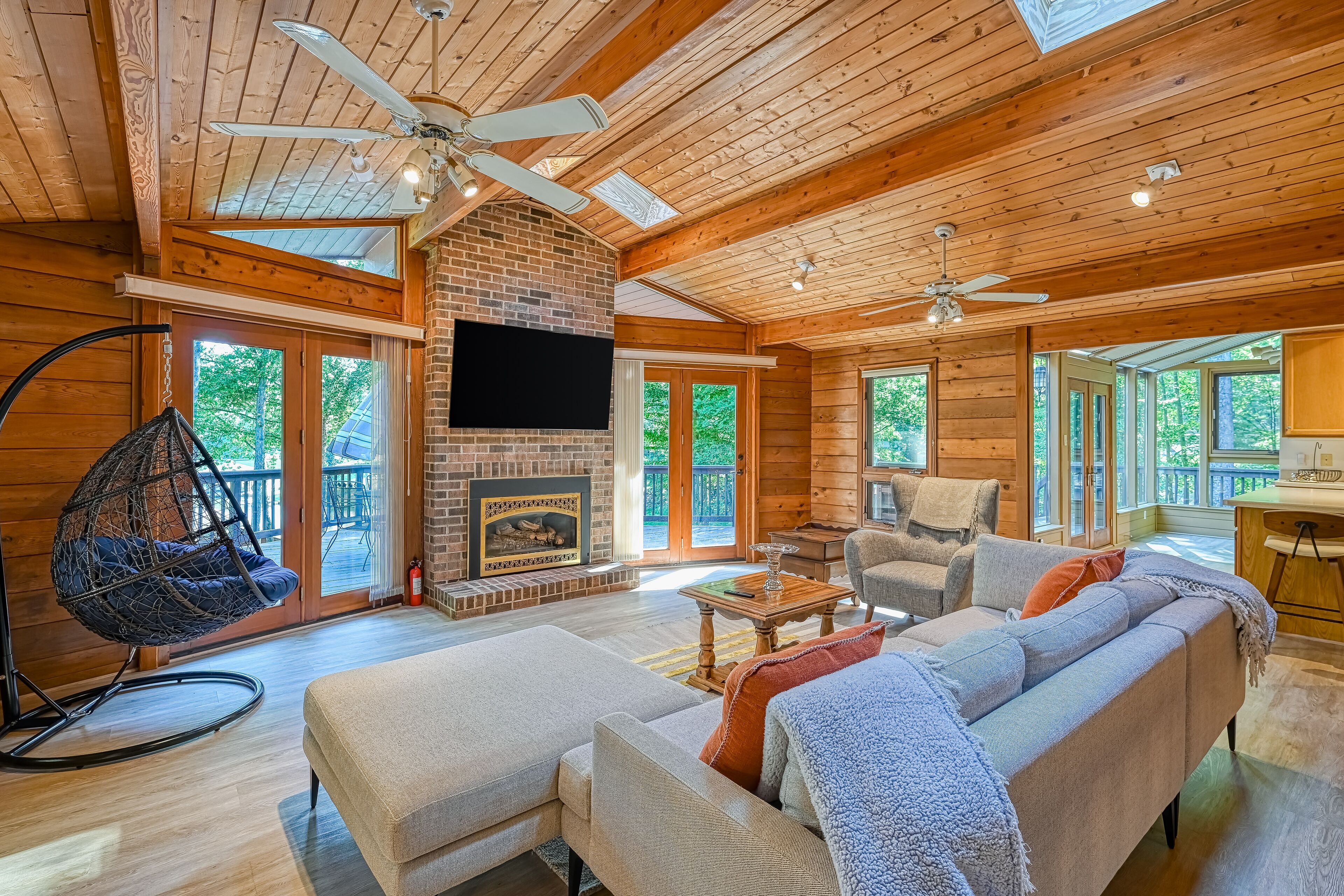 Expansive lakefront retreat with private dock, fast WiFi, gas grill & central AC