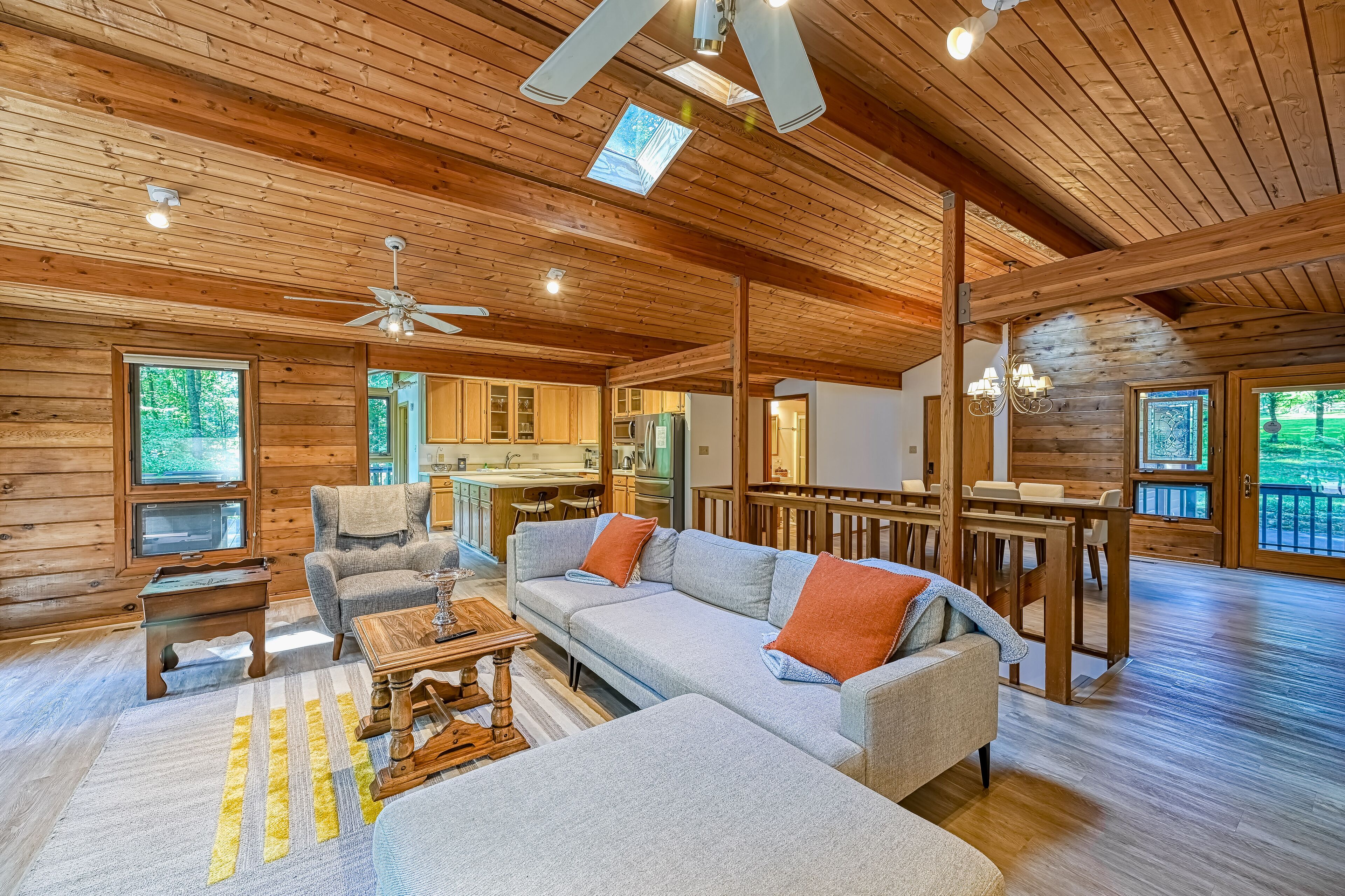 Expansive lakefront retreat with private dock, fast WiFi, gas grill & central AC