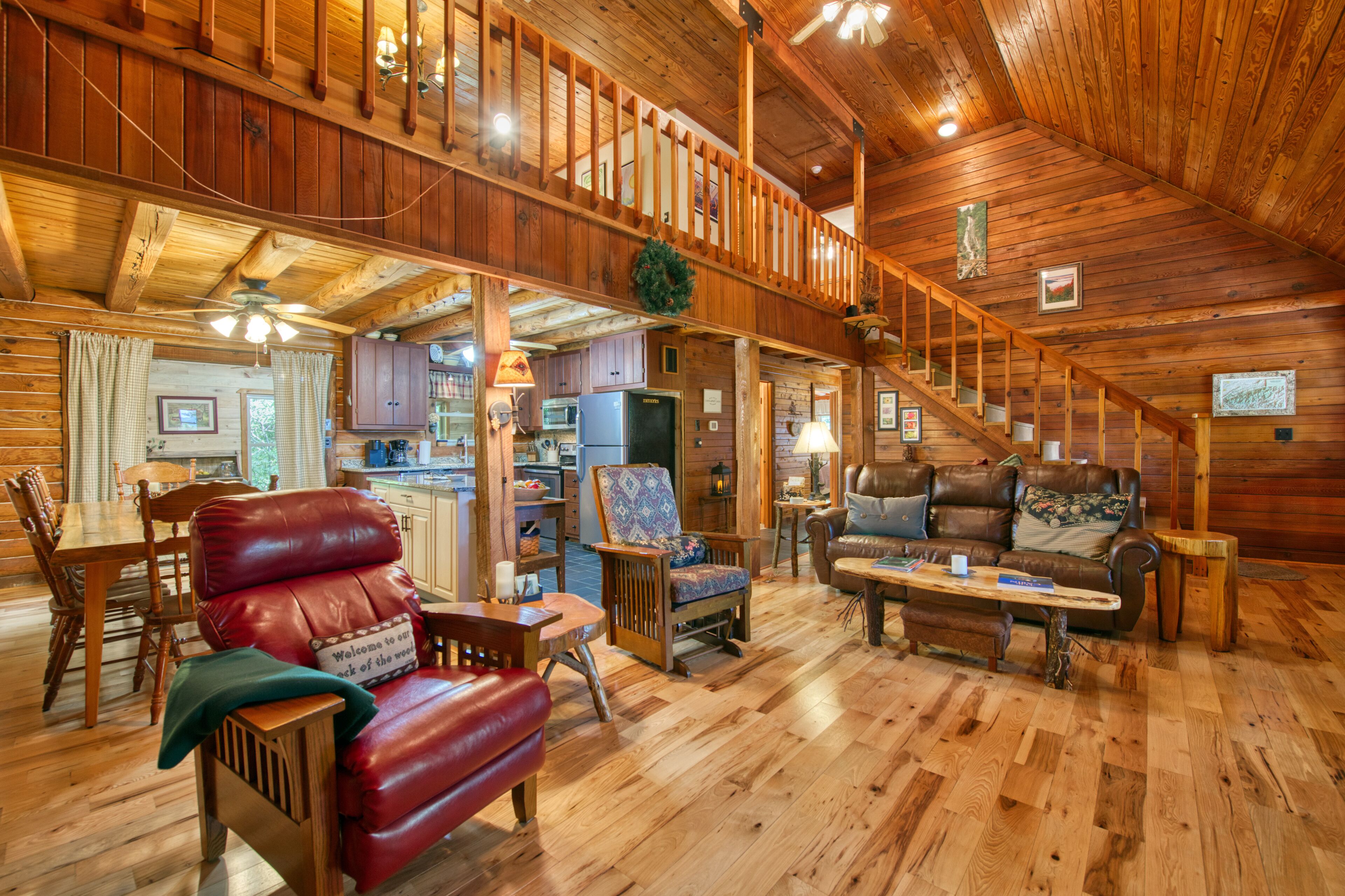 Enchanting mountainside cabin with firepit, enclosed yard, & washer/dryer