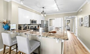 Fridge, microwave, oven, stovetop - Stay at the Crescent in the Heart of Miramar Beach! (Destin)