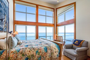 3 bedrooms, internet, bed sheets