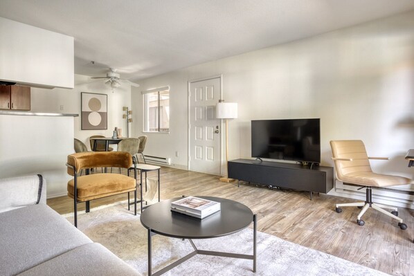 Téléviseur, chaîne audio