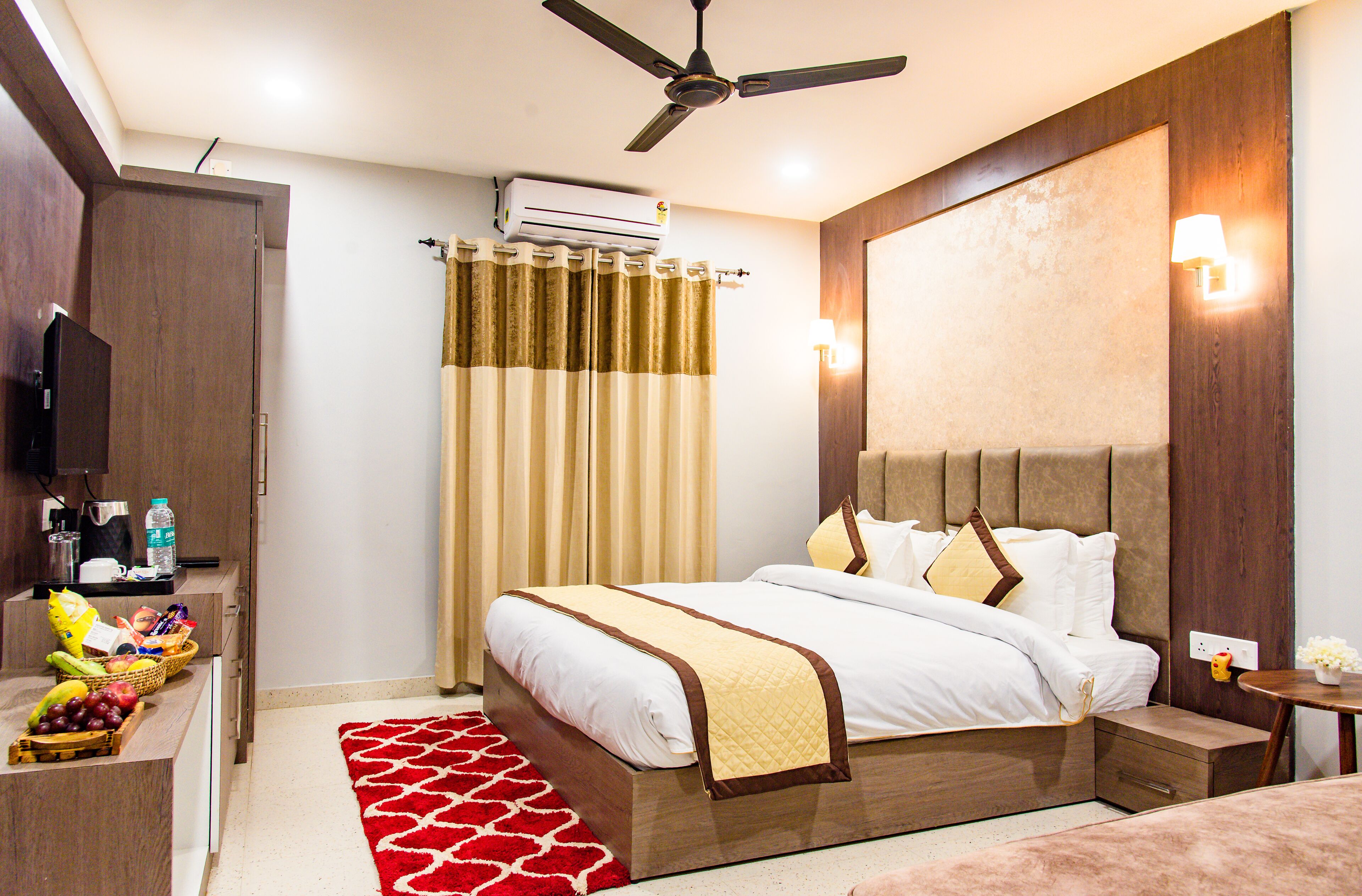 Hotel Divine Paradise 