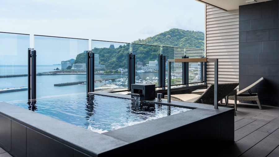 PEARL STAR HOTEL ATAMI