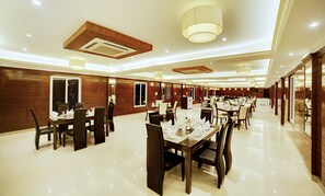 Restaurant - The Liverpool Blue Hotel (Bengaluru)