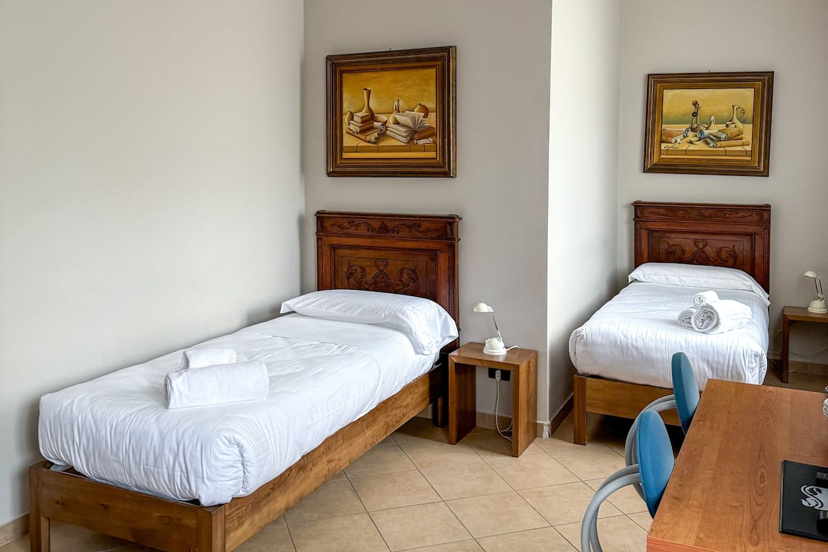 Quadrupla Standard | 1 camera, biancheria da letto di alta qualità, copriletto in piuma