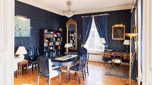 Double Room, Balcony | Living area - Villa Internationals (Oslo)