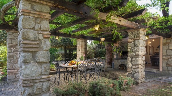 Villa | 3 bedrooms - Villa Sylva 6 2 in Rome (Ciampino)