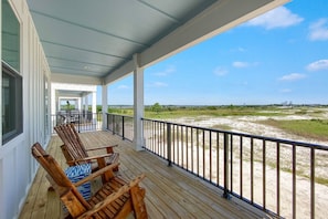 Terrace/patio - Jet East ~ Pet-Friendly, Outdoor Pool, Beach Access + $400 in FREE Activities Daily ~ Zoo/Parasail + (Gulf Shores)
