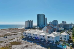 Exterior - Jet East ~ Pet-Friendly, Outdoor Pool, Beach Access + $400 in FREE Activities Daily ~ Zoo/Parasail + (Gulf Shores)