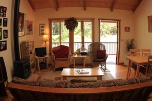 Télévision, cheminée