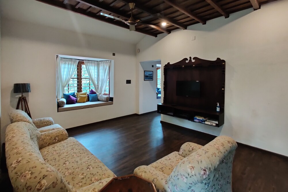 Anandam stays-relax in the calmness of nature-enjoy backwaters