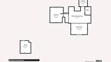 A floor plan of 205 Aspen Meadows with an indoor scanned area of 892 sq. ft. and a full property area of 1662 sq. ft.