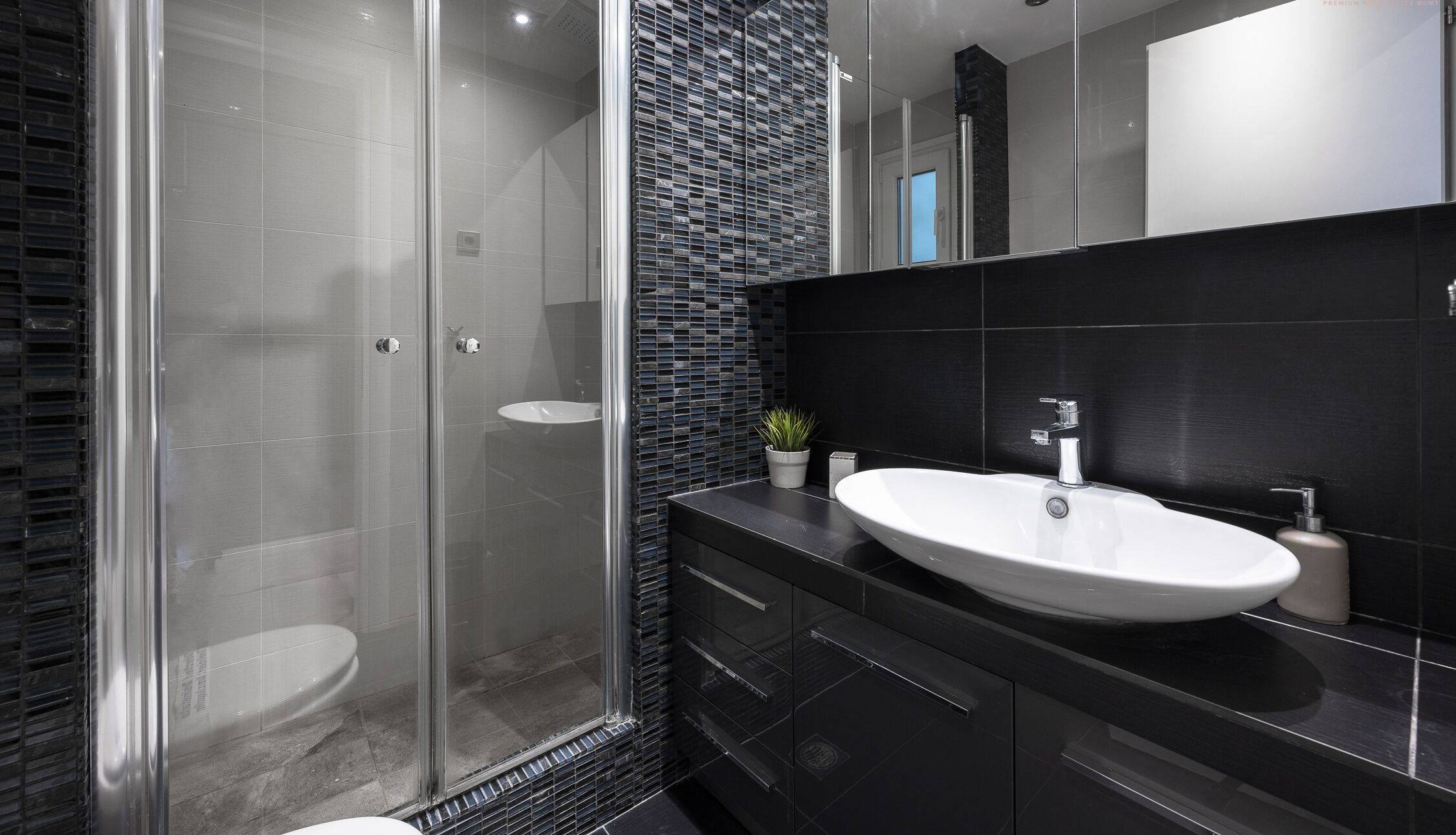 Nilie Hospitality MGMT με απίθανη θέα στη θάλασσα