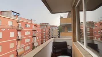 Jessenia | Balcony view
