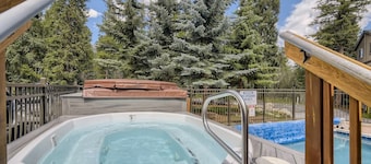 PET FRIENDLY 3-Bedroom Condo on the Creek! Newly Renovated! - CC206