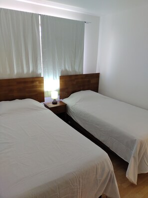 3 bedrooms, bed sheets