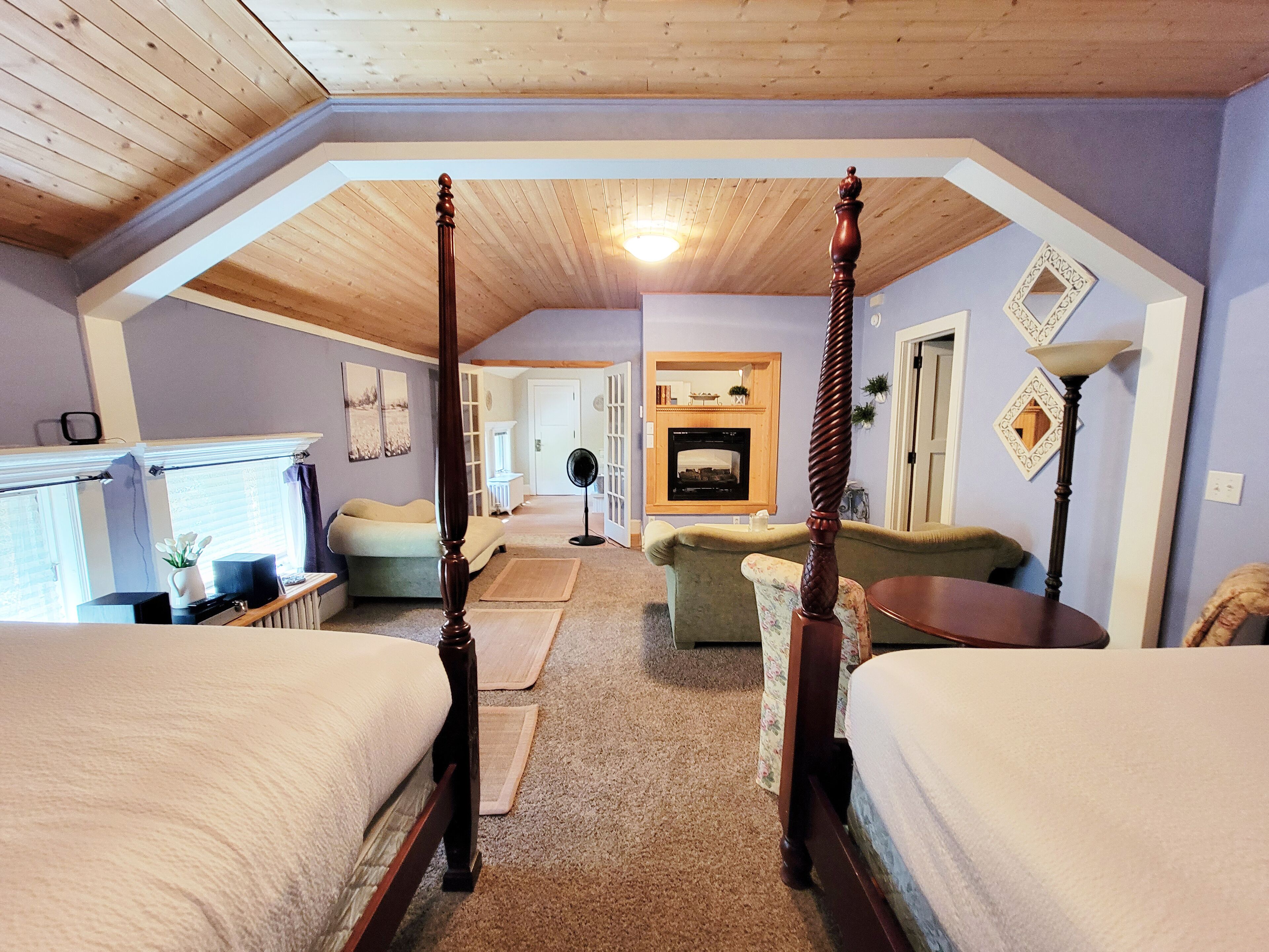 Carriage House Suite | Cotton Mansion