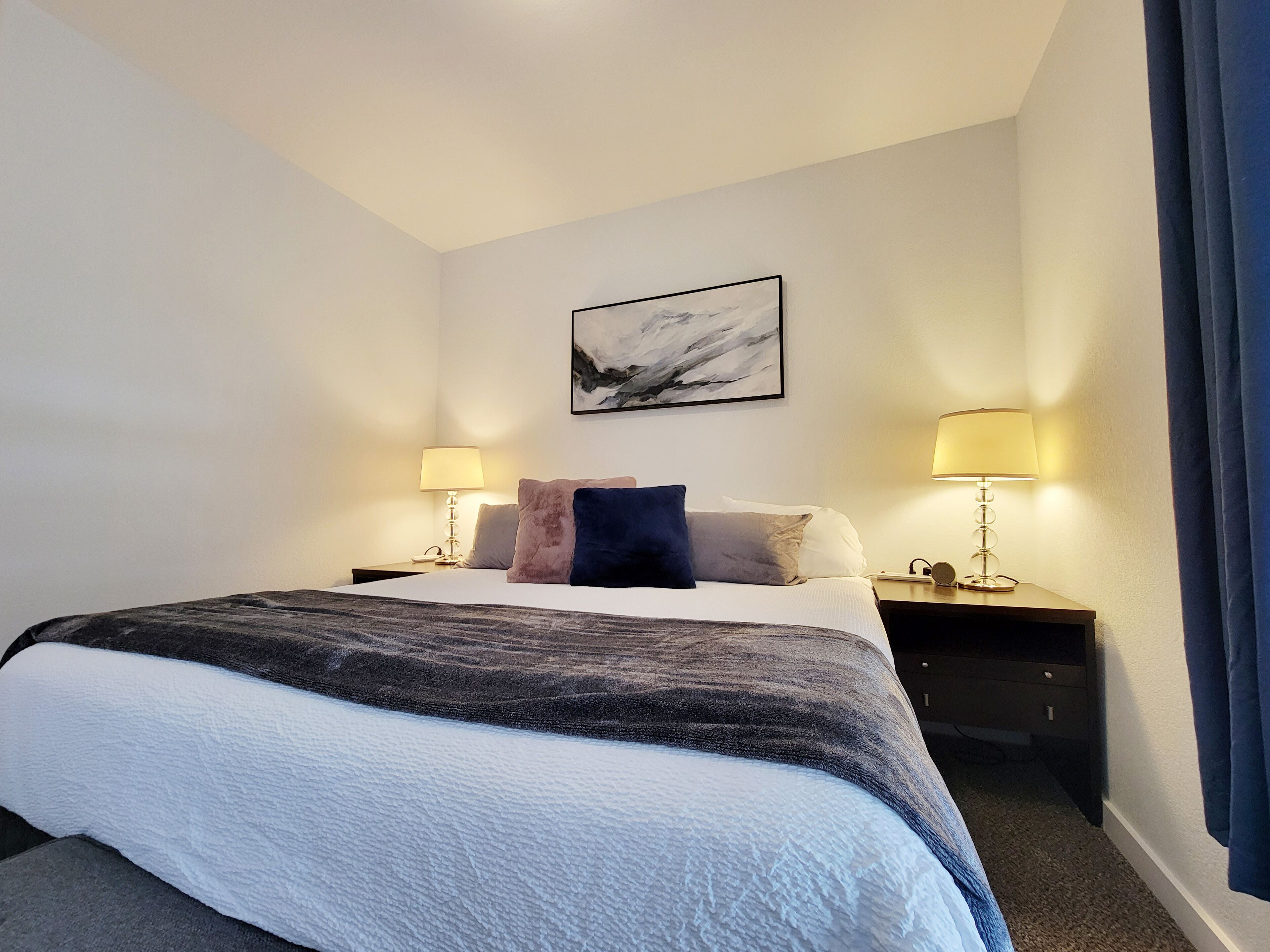 Stay Lincoln Park | Unit 3 | Lincoln Park Craft District