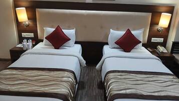 Deluxe Room | Free WiFi, bed sheets