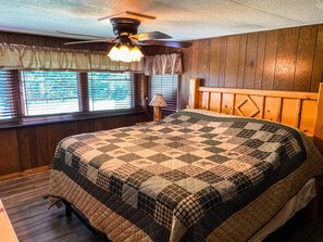 2 chambres, fer et planche à repasser, accès Internet, draps fournis