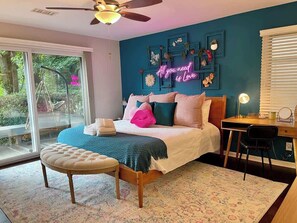 3 bedrooms, iron/ironing board, travel cot, free WiFi