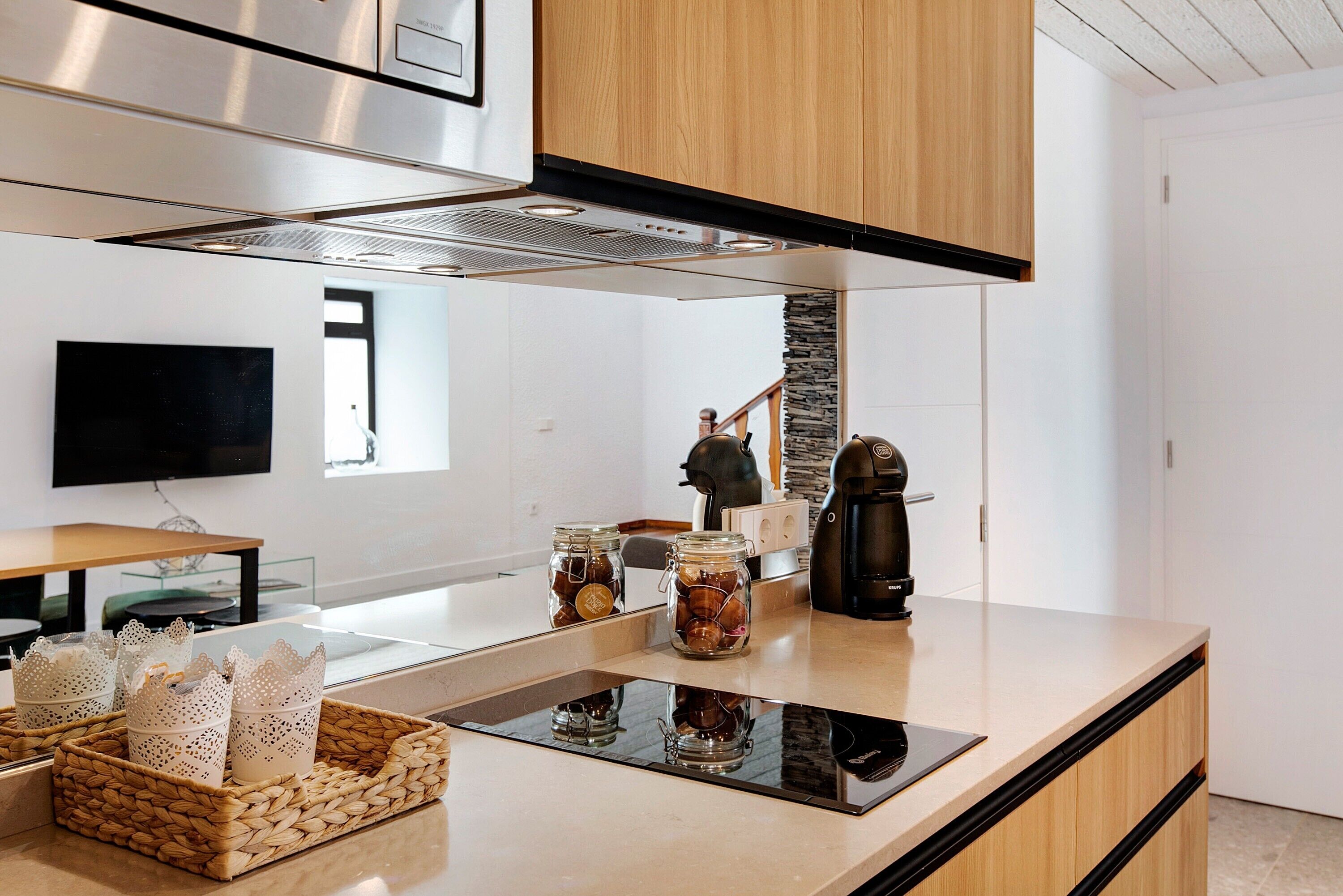 冰箱、微波炉、炉灶、茶具/咖啡用具