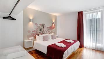 3 chambres, fer et planche Ă repasser, Wi-Fi gratuit, draps fournis