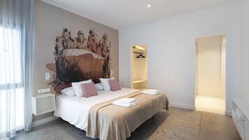 1 habitación, tabla de planchar con plancha, wifi gratis y ropa de cama