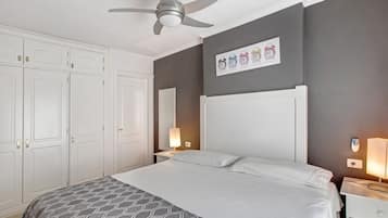 3 chambres, fer et planche Ă repasser, Wi-Fi gratuit, draps fournis