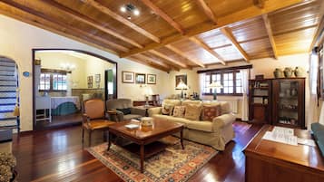 TV, videogames, aparelho de som