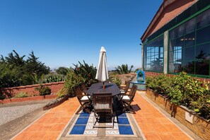 Outdoor dining - "Villa Rural El Poleo DR" with Sea View, Pool, Wi-Fi & Terrace (Saucillo)
