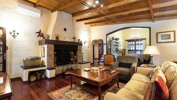 TV, videogames, aparelho de som