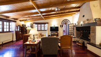 Televisión, videojuegos y estéreo