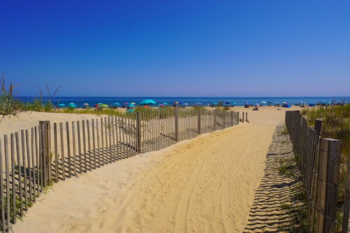 Island style beach cottage