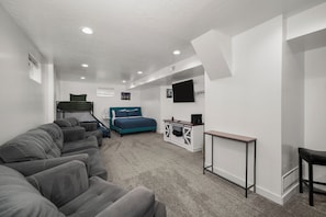 3 slaapkamers, een bureau, gratis wifi, beddengoed
