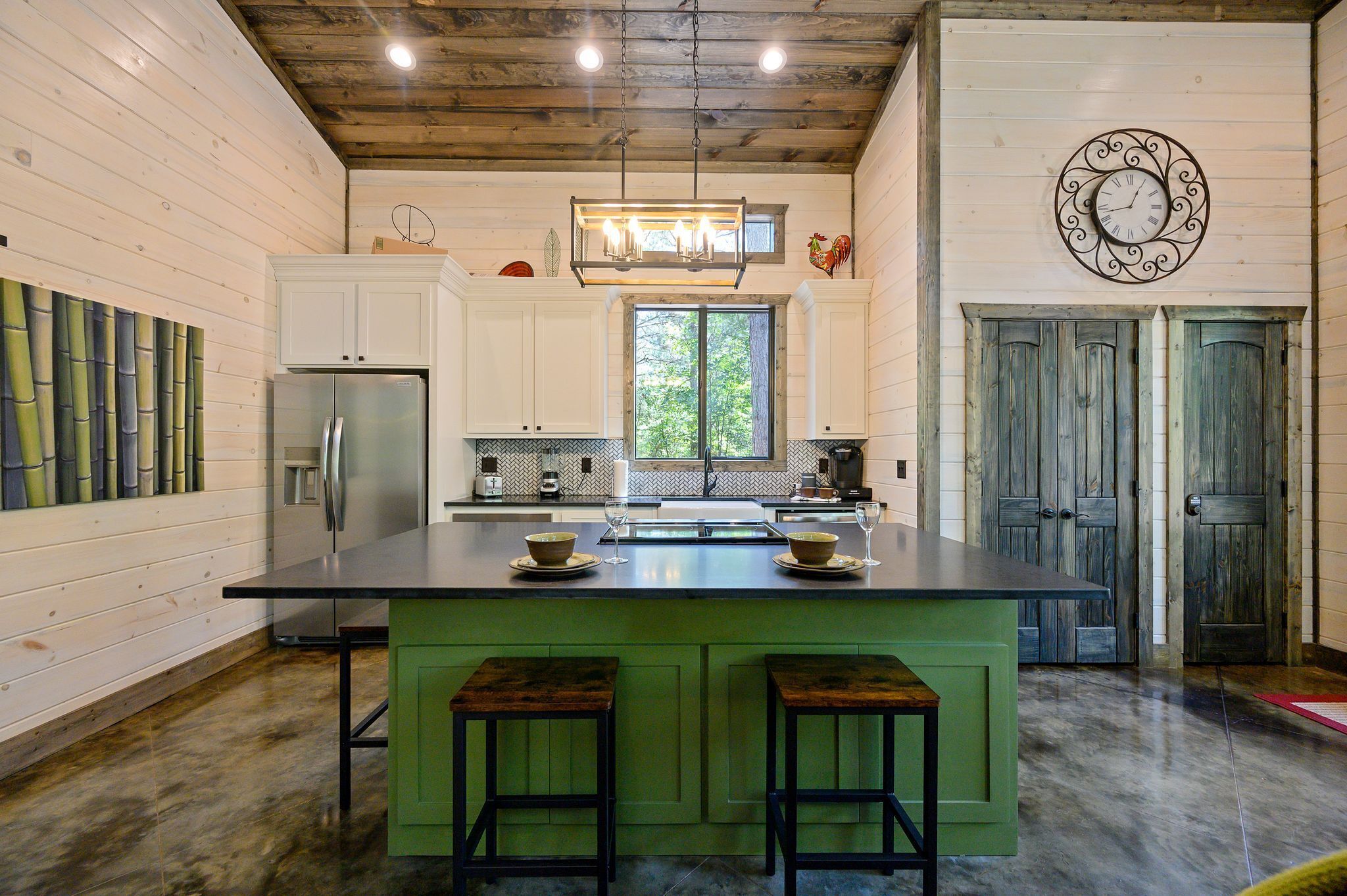 OneLove BRAND NEW 1 Bedroom HIGH LUXE near Broken Bow Lake