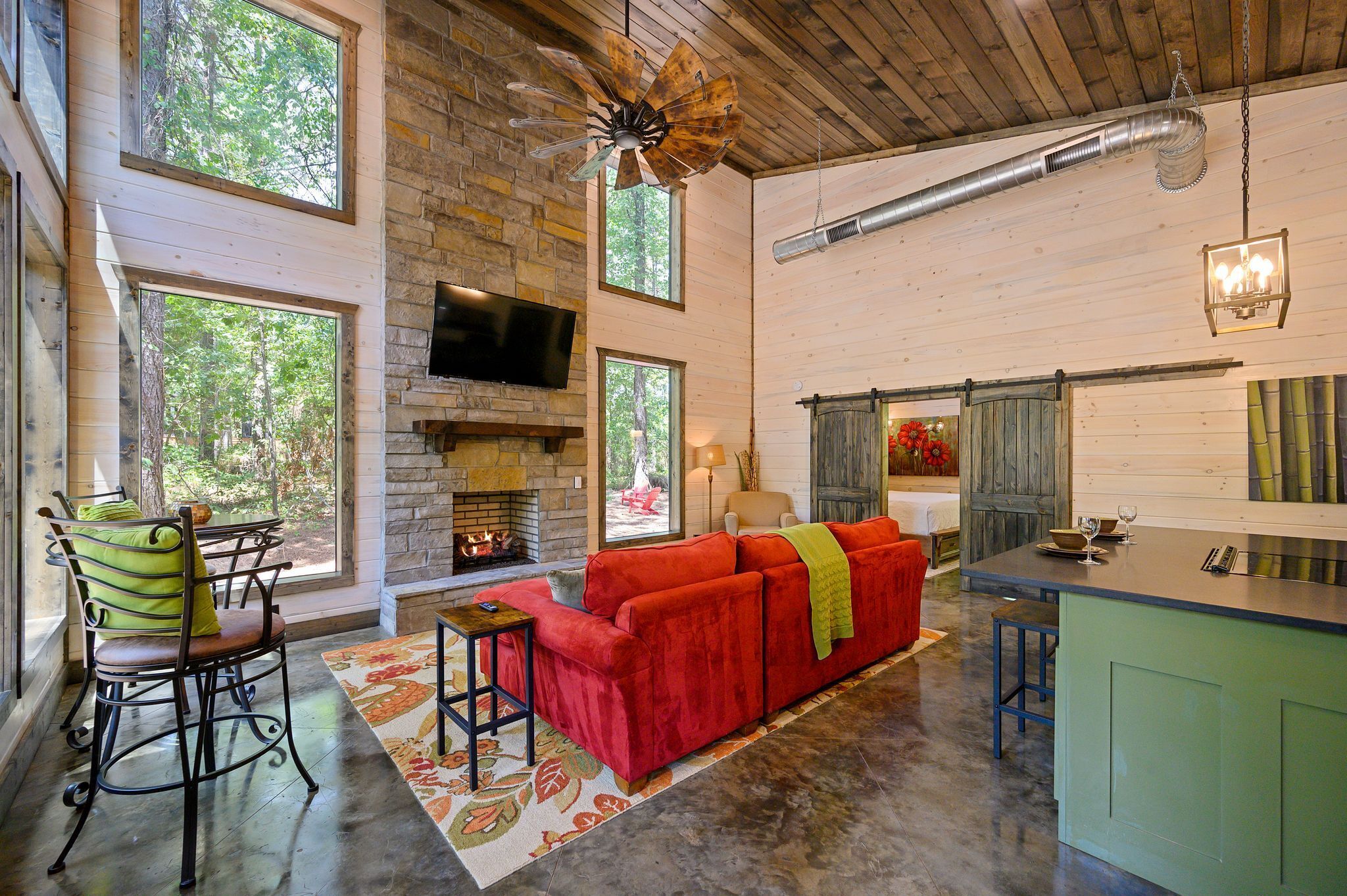 OneLove BRAND NEW 1 Bedroom HIGH LUXE near Broken Bow Lake