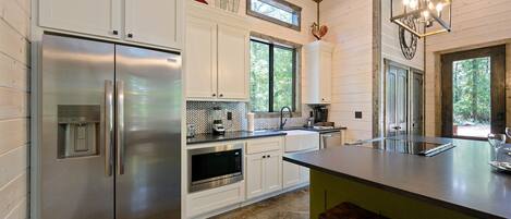 Oven, stovetop, dishwasher, toaster