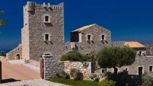 Unclassified image, 2 of 97, button - FOCALION CASTLE LUXURY SUITES (East Mani)