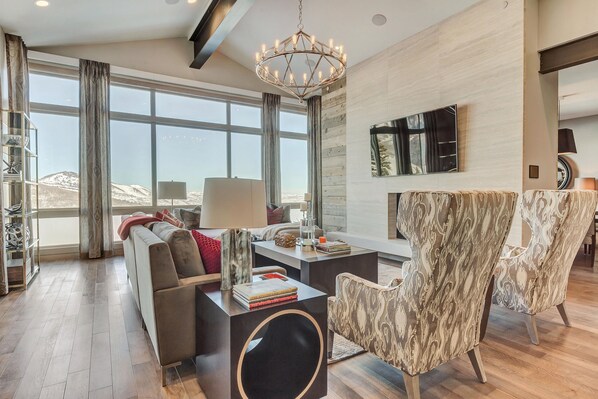 Suite, 4 Bedrooms | Living area | Fireplace - Four Bedroom Penthouse 4 Apartment Hotel by RedAwning (Park City)
