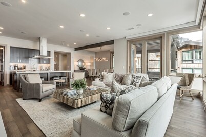 Platinum Two Bedroom 2 Apartment Hotel by RedAwning