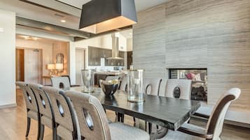 Suite, 3 kamar tidur | Dapur pribadi