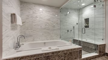 Suite, 3 habitaciones | Baño