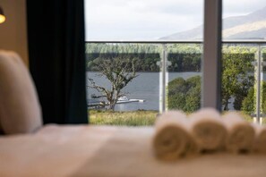 3 bedrooms, iron/ironing board, travel cot, WiFi