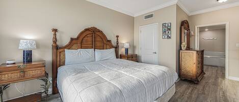 Gulf Front Master Bedroom