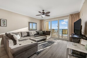 Televisión y reproductor de DVD 