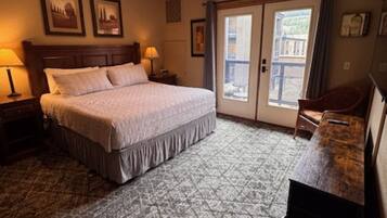 1 bedroom, iron/ironing board, travel cot, free WiFi