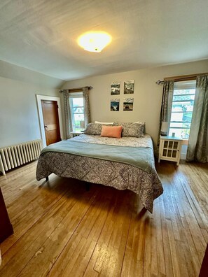 3 chambres, fer et planche Ă repasser, Wi-Fi, draps fournis
