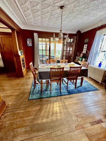 Cozy Arts & Crafts Home in the Heart of Lubec! Walk to all local amenities.